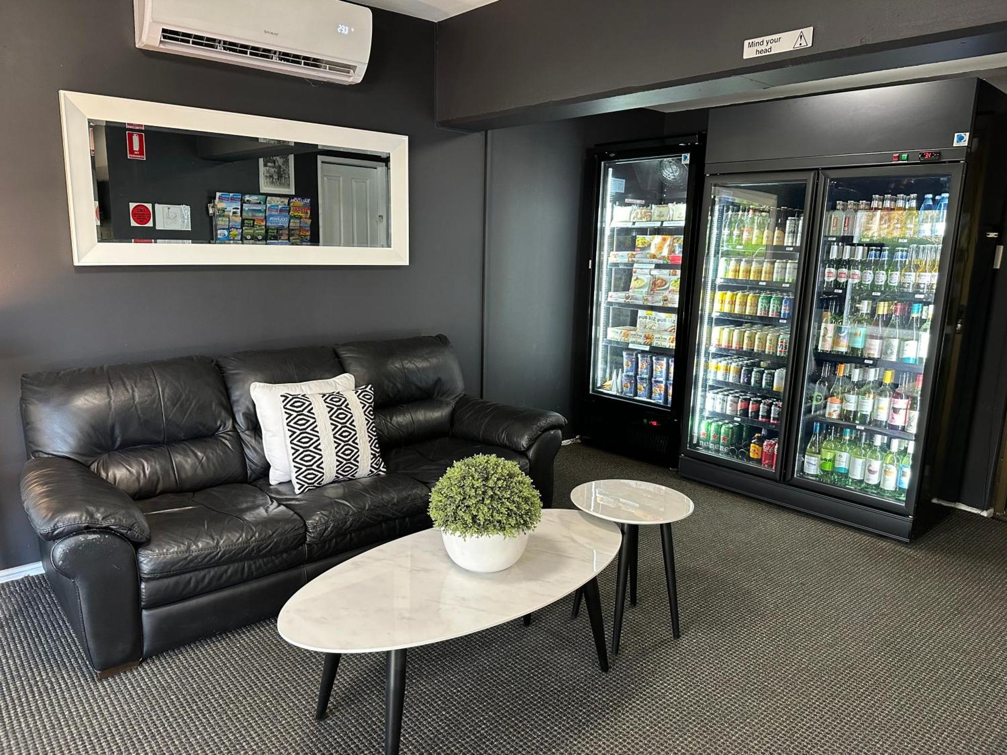 Logan City Motor Inn Slacks Creek Екстер'єр фото